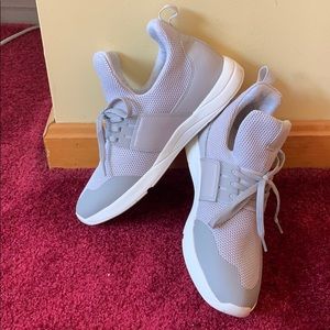 Light grey Aldo fashion sneakers